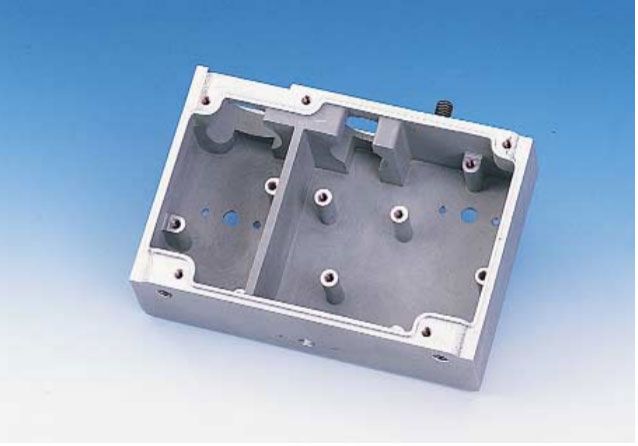 西安某客户产品，，，，，，，使用的是ST5×0.8×9